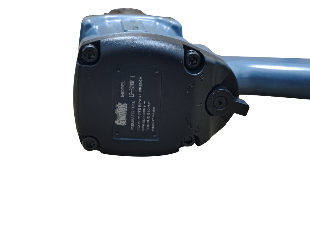 6000rpm Central Pneumatic 1/2 In Air Impact Wrench Untuk Mobil Dengan Penutup Karet
