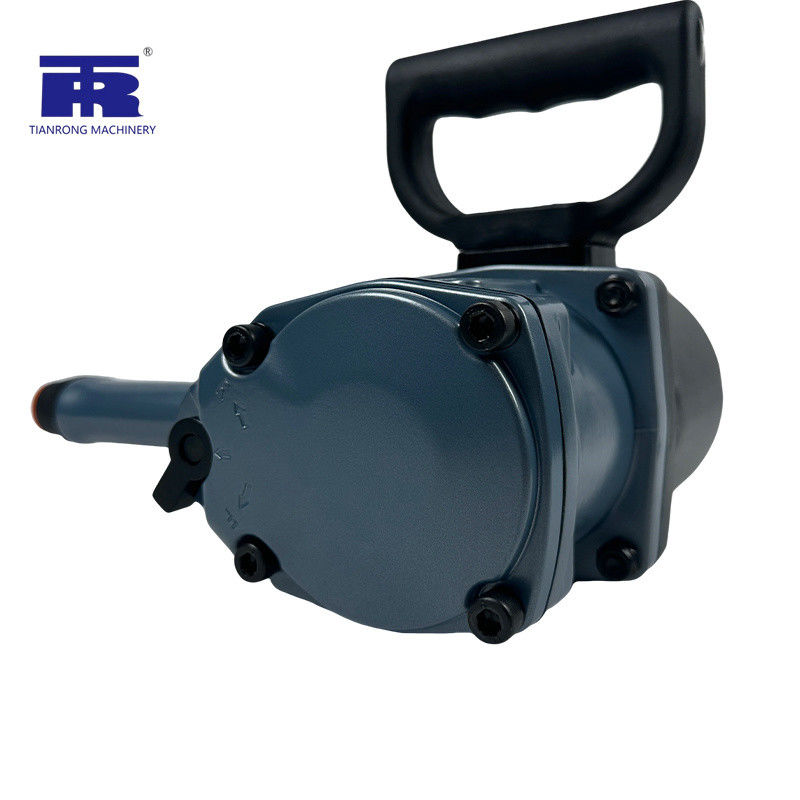 Kunci dampak udara pneumatik ergonomis dengan drive 1 inci dan torsi maksimum 2900 N.m